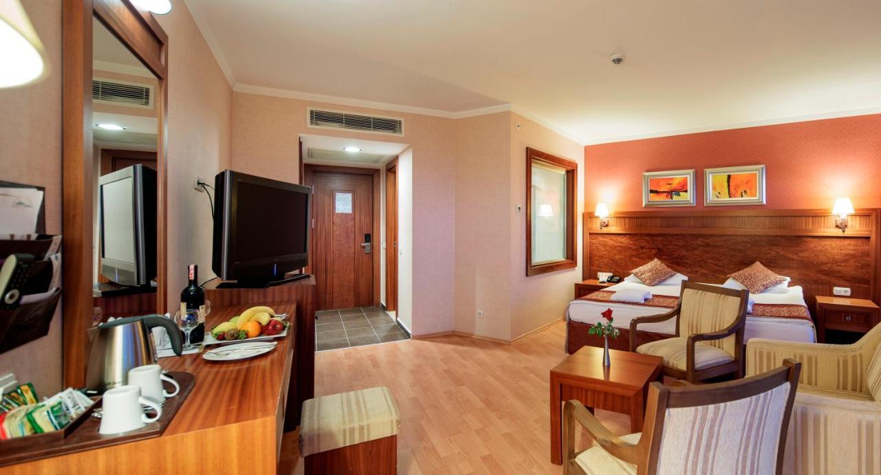 Alba Royal Hotel (Adults Only) Side Zimmer foto